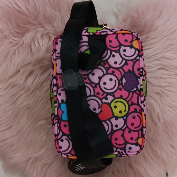 Brand New Betsey Johnson Insulated Lunch Tote - Picture 3 of 8